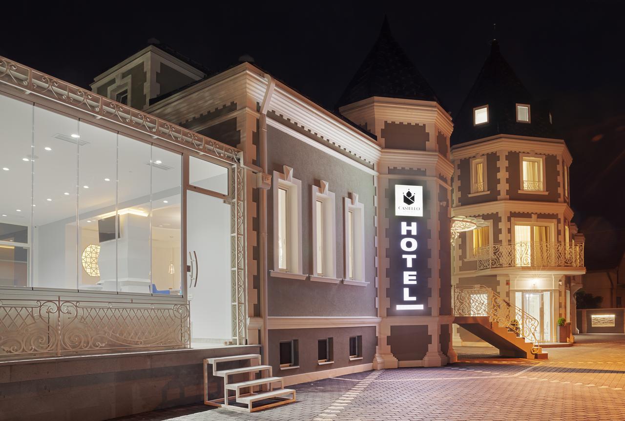 Castello Boutique Hotel Čačak Exteriör bild